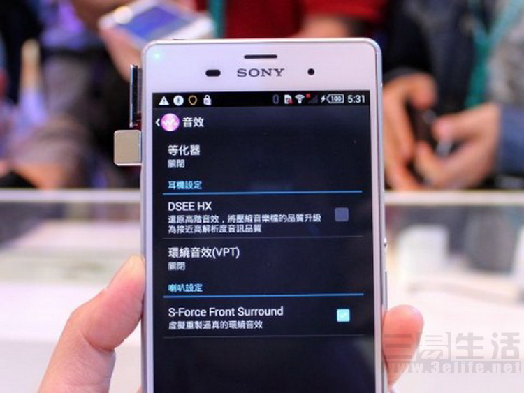 Sony-022-480x360.jpg