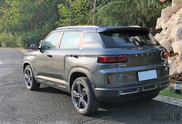 15402639387803.jpg 03.jpg