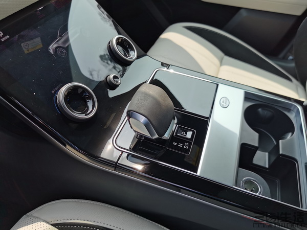 16015930519608.jpg 08.jpg