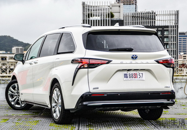 16355947443904.jpg 04.jpg