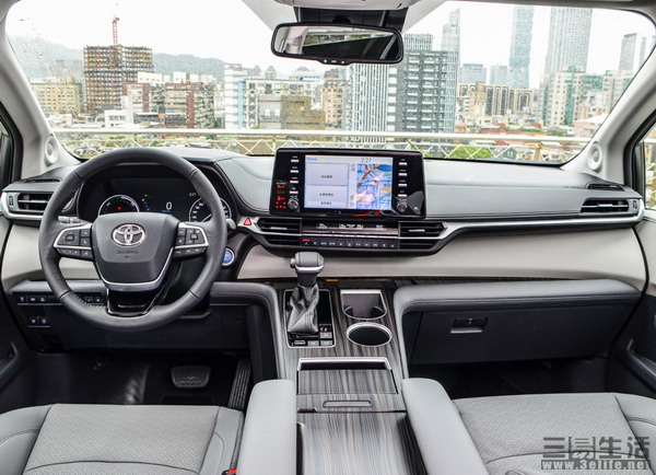 16364146851305.jpg 05.jpg