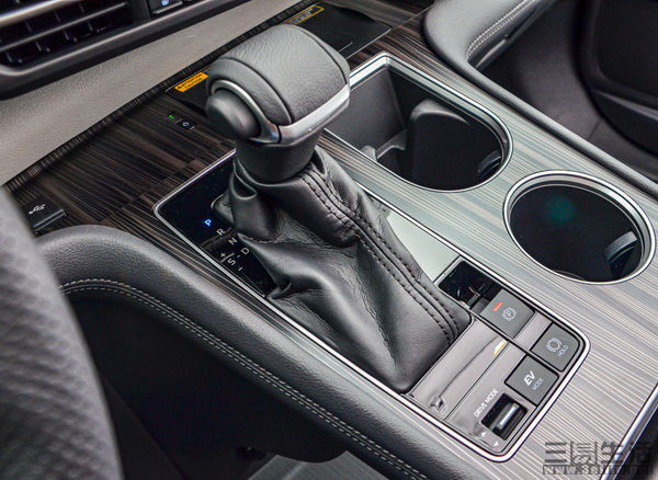 16364328811906.jpg 06.jpg