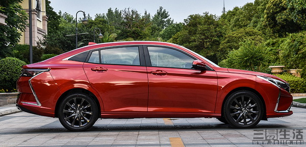 14204478770202.jpg 02.jpg