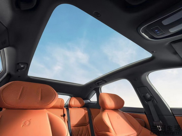 18062829280706.jpg 06.jpg