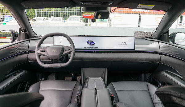 极越明日将发布OTA新版本 将提供400余项升级 极越明日将发布OTA新版本 将提供400余项升级