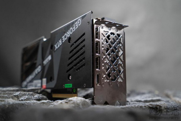 耕升 GeForce RTX 4070 Ti SUPER 追风 OC性能大揭秘！