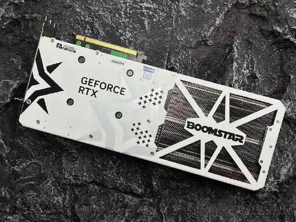 影驰 GeForce RTX 4070 Ti SUPER 星曜 OC评测！