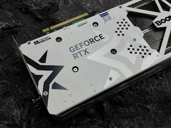 影驰 GeForce RTX 4070 Ti SUPER 星曜 OC评测！