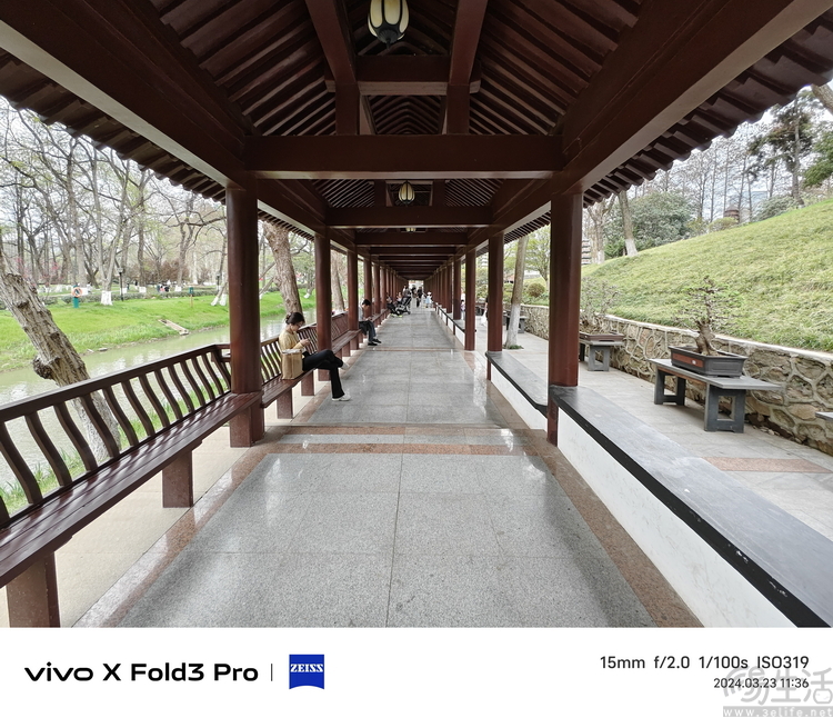 vivo X Fold3 Pro首发评测：重塑“大折叠”旗舰标杆
