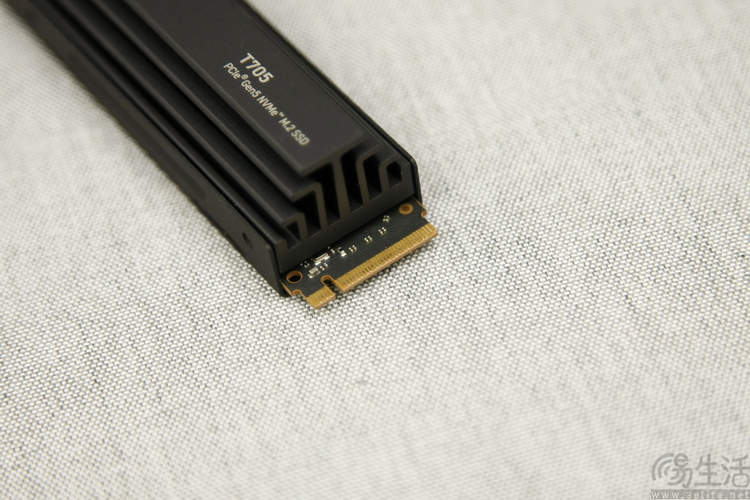 英睿达T705评测：原厂PCIe5 SSD旗舰再进化