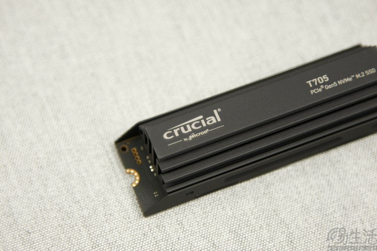 英睿达T705评测：原厂PCIe5 SSD旗舰再进化