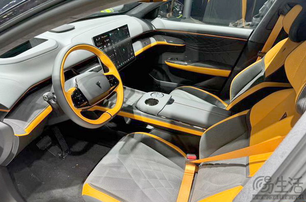 深蓝S7黑金骑士版即将在2024北京车展正式亮相