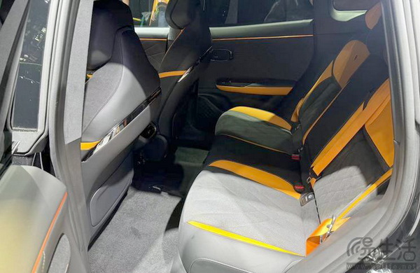 深蓝S7黑金骑士版即将在2024北京车展正式亮相