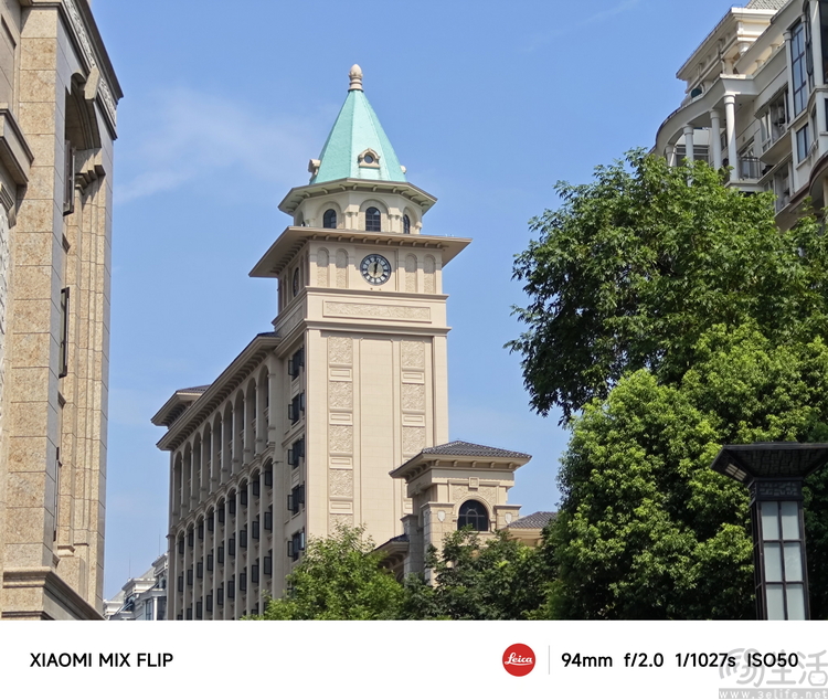 小米MIX Flip评测：初次做小折叠，就选择了不妥协