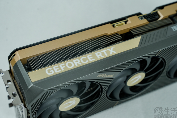 索泰RTX5090D 32GB Solid OC评测：开年核弹