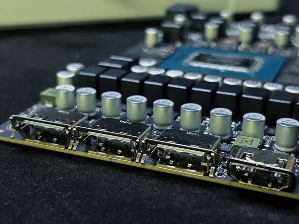影驰RTX 5070 Ti金属大师OC评测：DLSS 4超强发挥