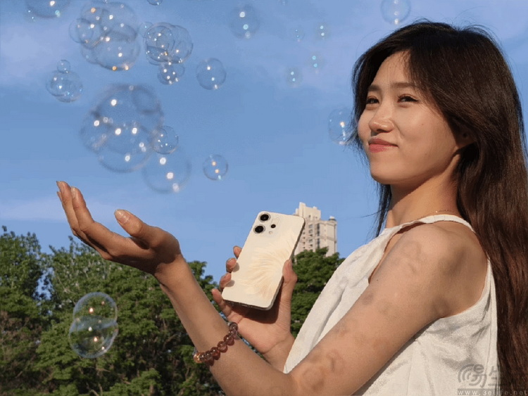 OPPO Reno14系列首测：超美小OPhone，更是实况照片神器