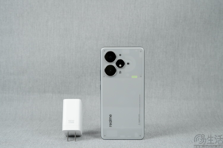 只为好玩的“小透明”：真我Neo7 Turbo性能专项测试
