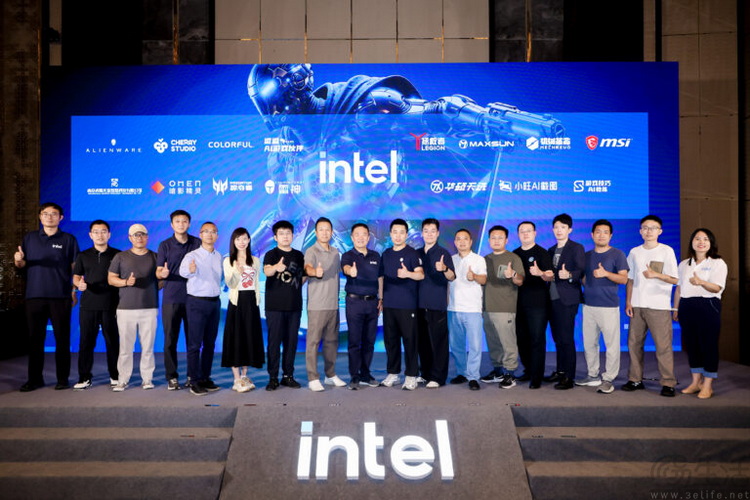 如何让“AI PC”落到实处?英特尔的做法很难被模仿 如何让“AI PC”落到实处?英特尔的做法很难被模仿