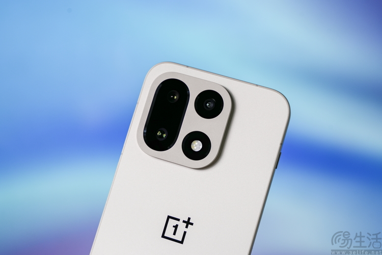 超广角“集体缩水”,它到底为何被抛弃了? 超广角“集体缩水”,它到底为何被抛弃了?