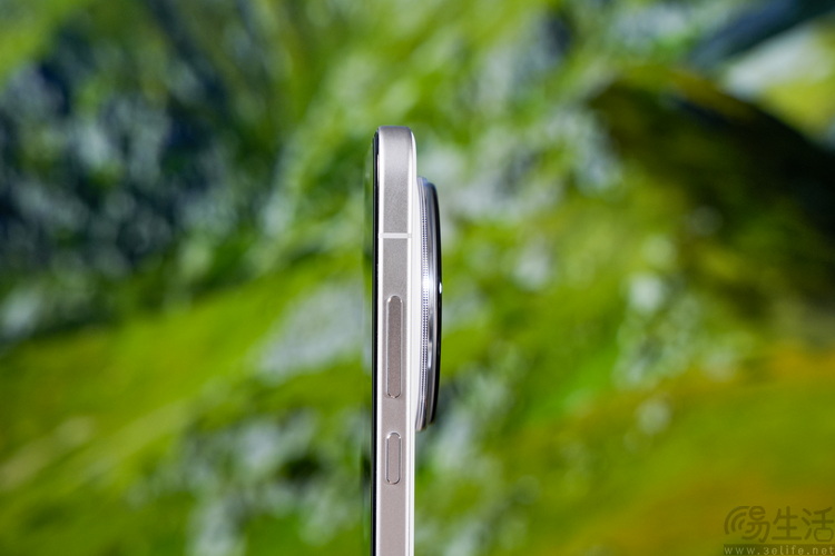 曲面屏的没落,并不完全是个技术问题 曲面屏的没落,并不完全是个技术问题