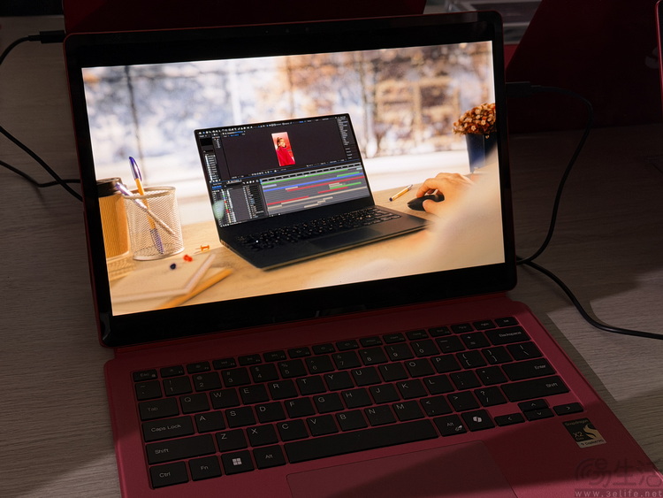 骁龙X2 Plus正式亮相，高通瞄准传统PC短板