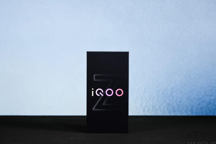 iQOO Z11 Turbo首测：旗舰芯+低功耗，游戏是亮点