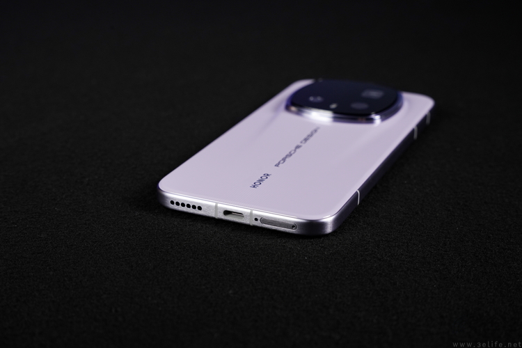 要“尊”还是要“强”?测过荣耀Magic 8 RSR有了答案 要“尊”还是要“强”?测过荣耀Magic 8 RSR有了答案