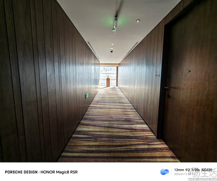 要“尊”还是要“强”?测过荣耀Magic 8 RSR有了答案 要“尊”还是要“强”?测过荣耀Magic 8 RSR有了答案