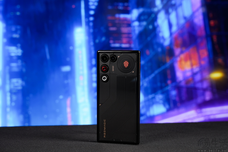 红魔11 AIR首测:超薄+主动散热,消除所有短板 红魔11 AIR首测:超薄+主动散热,消除所有短板