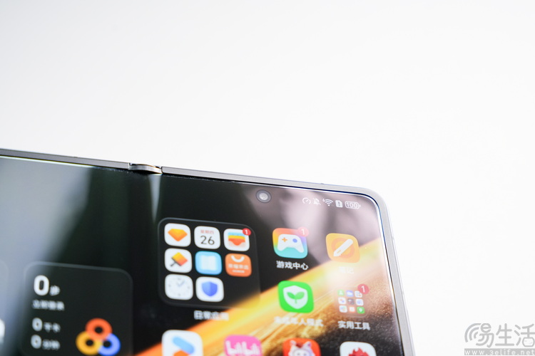 荣耀Magic V6首测：全能无短板，重新定义“大折叠”魅力