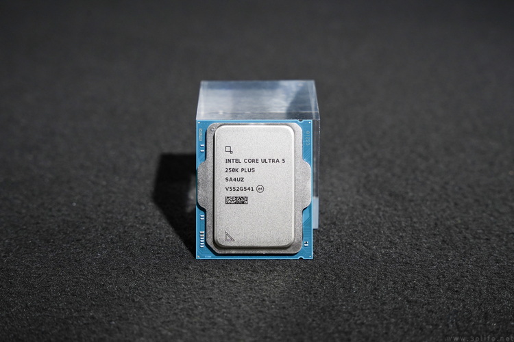 酷睿Ultra 200S Plus首测：加量还降价，重铸DIY荣光