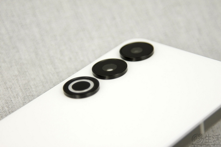 谷歌要搞“AI灯带”，魅族又成行业先烈了？