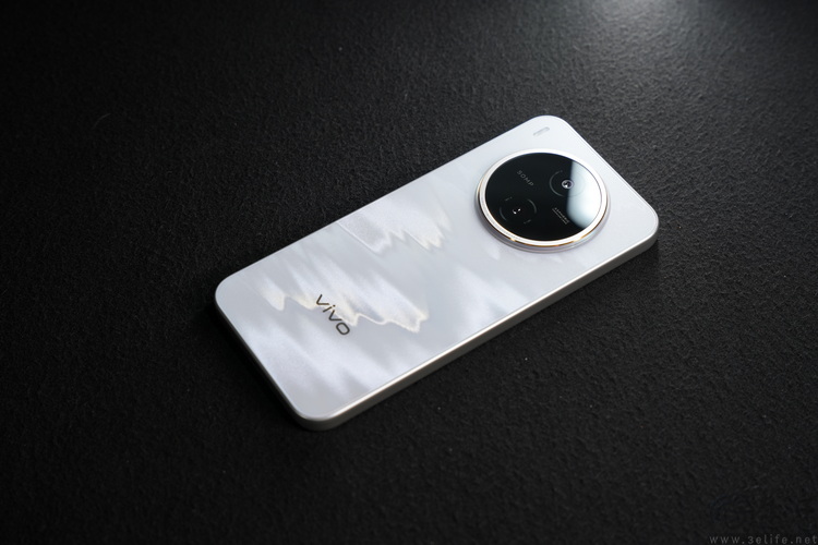 vivo Y600 Pro首测：长续航+超抗造，同级无对手