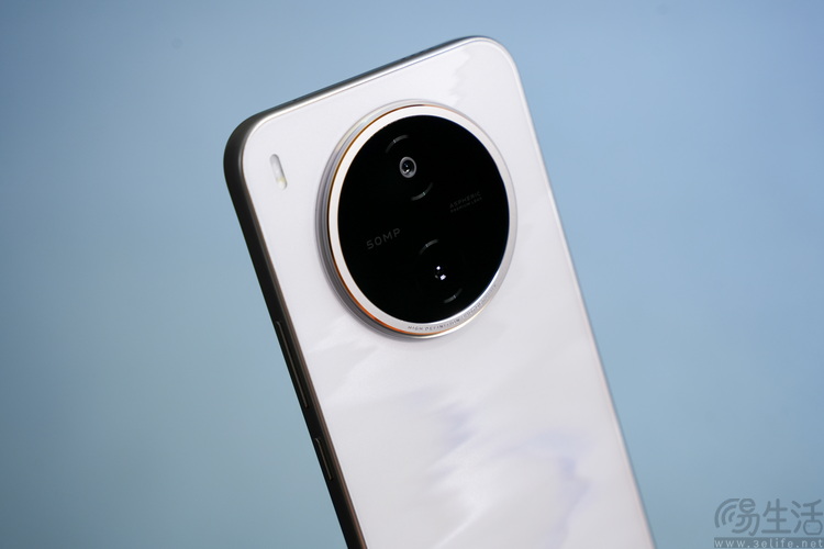 vivo Y600 Pro首测：长续航+超抗造，同级无对手