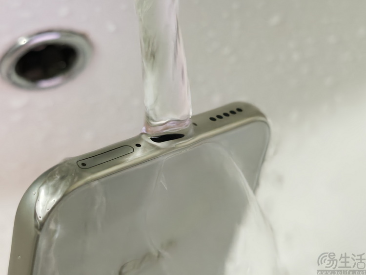 vivo Y600 Pro首测：长续航+超抗造，同级无对手