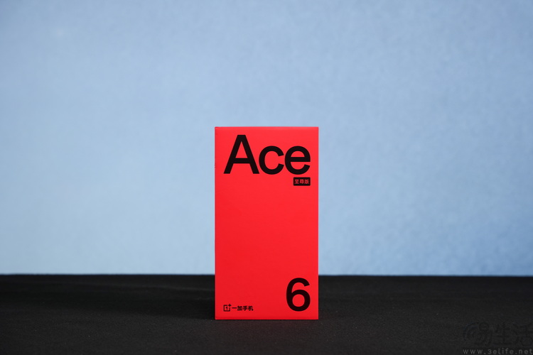 一加Ace6至尊版评测：不太一样的“硬核游戏手机”