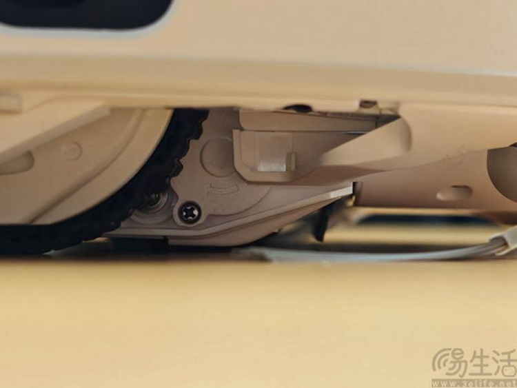 DJI ROMO 2扫拖机器人评测:依然炫酷,实用性拉满 DJI ROMO 2扫拖机器人评测:依然炫酷,实用性拉满