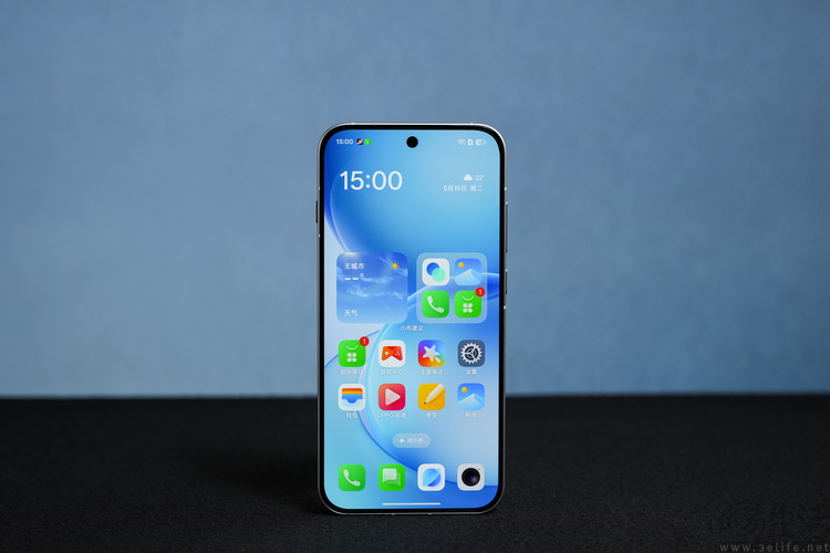 OPPO Reno16评测:精致又用心的小屏新选择 OPPO Reno16评测:精致又用心的小屏新选择