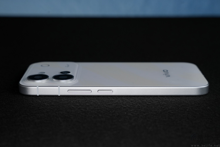 vivo S60首发评测:拒绝随大流,坚守“质价比” vivo S60首发评测:拒绝随大流,坚守“质价比”
