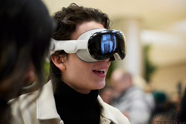 放弃Vision Pro转攻智能眼镜，苹果做了一个正确决定