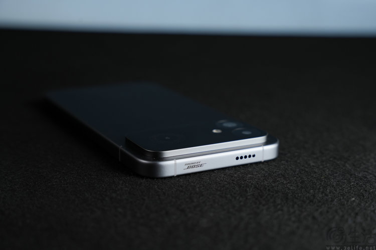 REDMI K90 至尊版首发体验：更有诚意的游戏旗舰