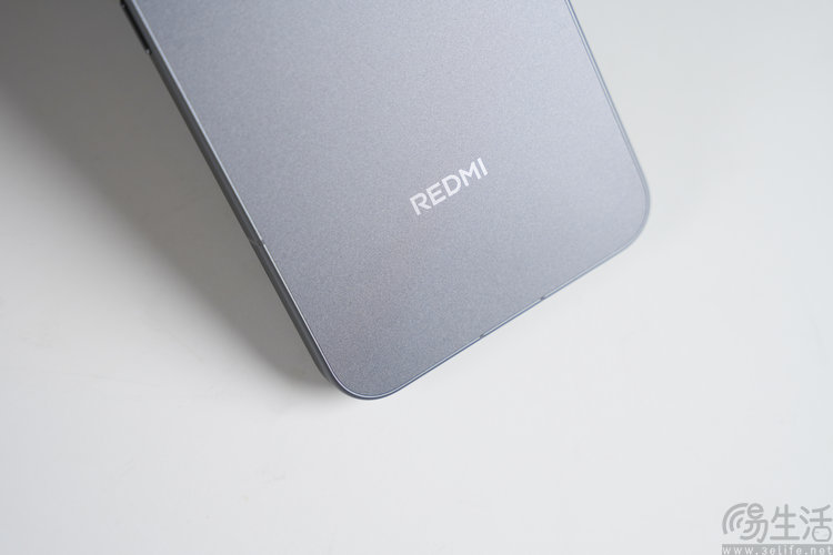REDMI K90 至尊版首发体验：更有诚意的游戏旗舰