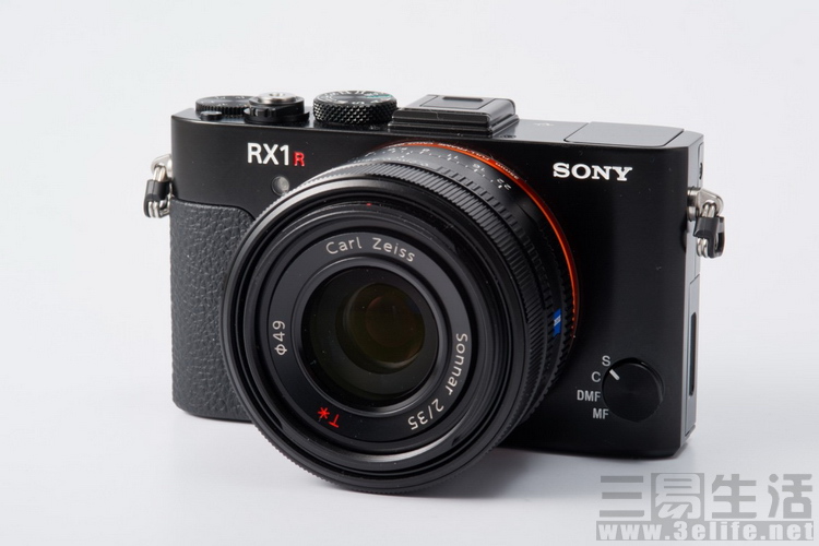 sony-rx1r2-1160x774.jpg