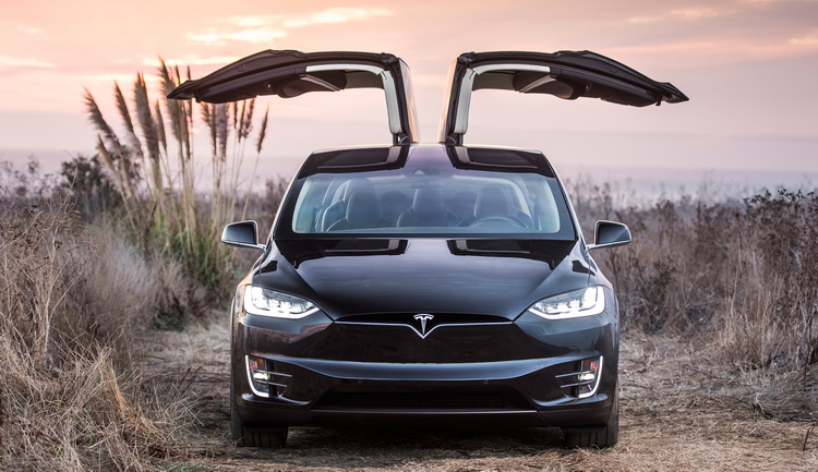 tes-06-01-16-tesla-model-x-5.jpg