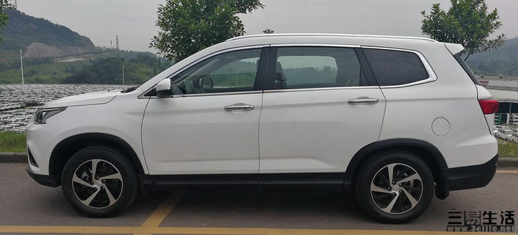 18235825710904.jpg 04.jpg