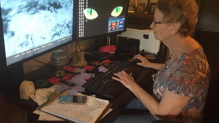 9b300a57-e292-4d9f-ab97-87daed93132e-large16x9_grandma.jpg