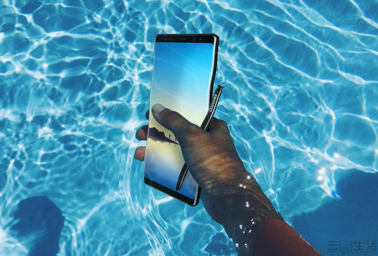 galaxy-note8_water-resistant.jpg