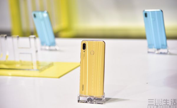 210115703548华为.jpg 华为.jpg