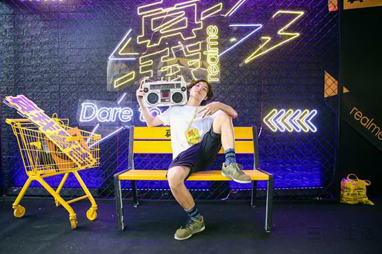 175002745896image003.jpg image003.jpg